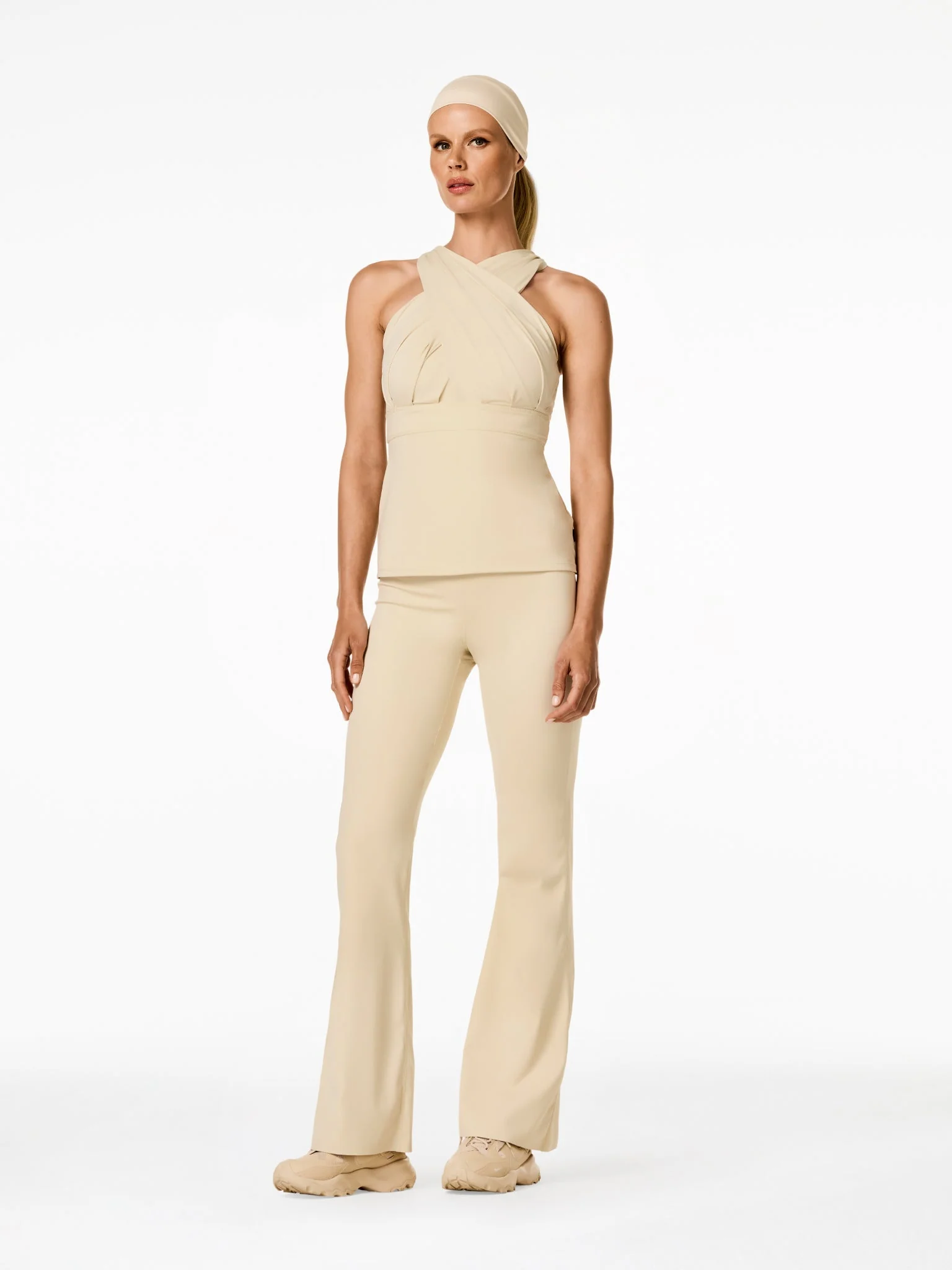 Art Tank Champagne Outfit