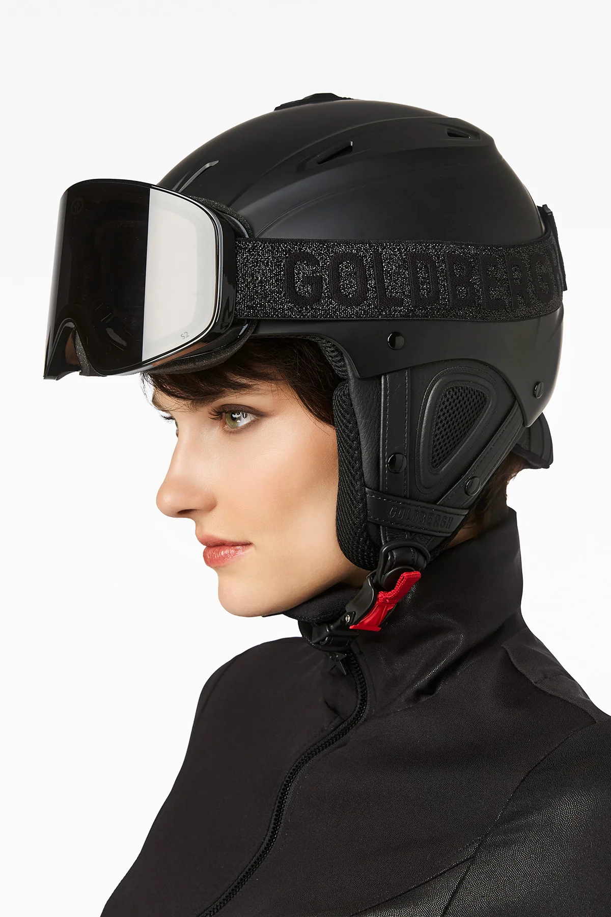KHLOE helmet