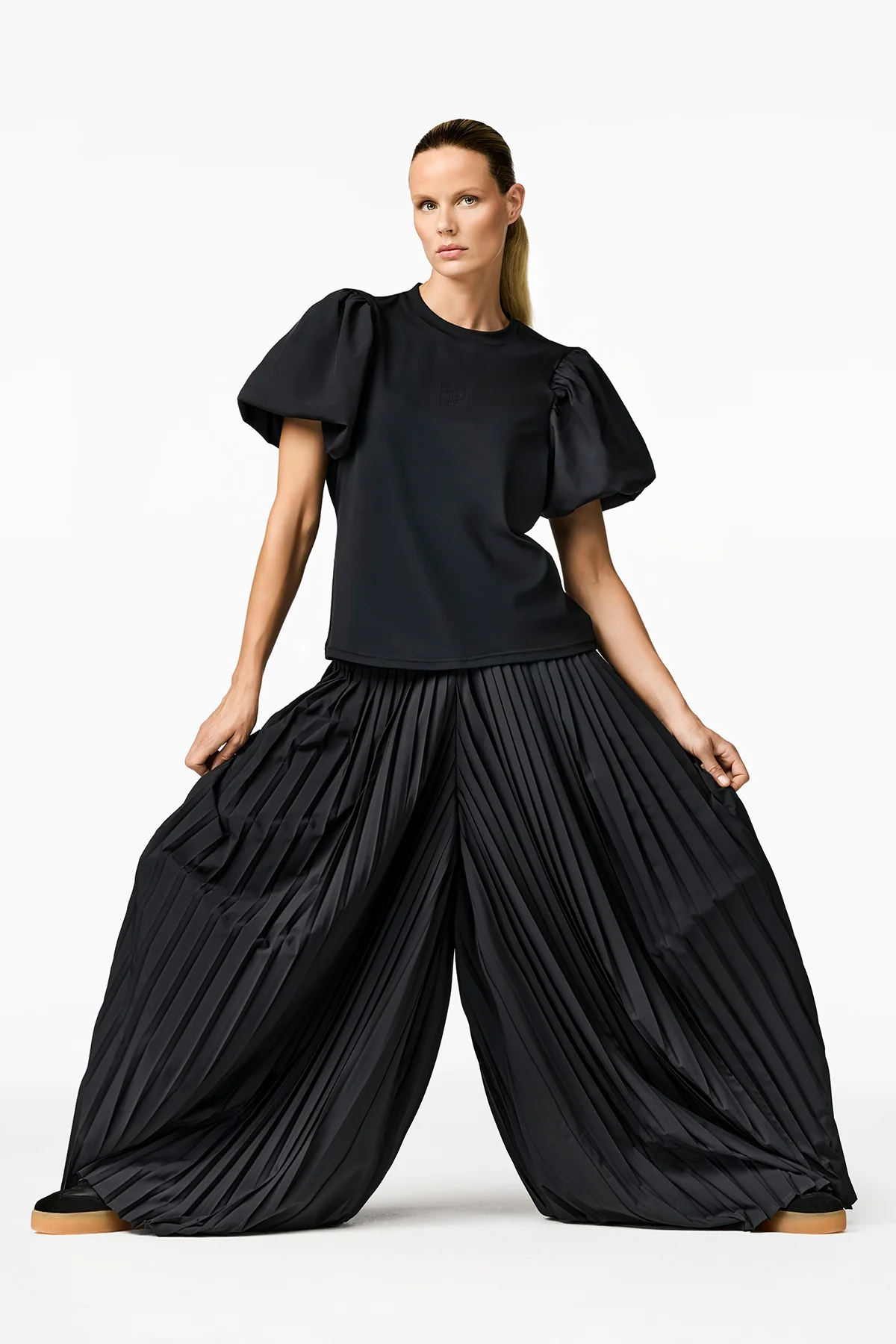 OCEE short sleeve top - Image 3